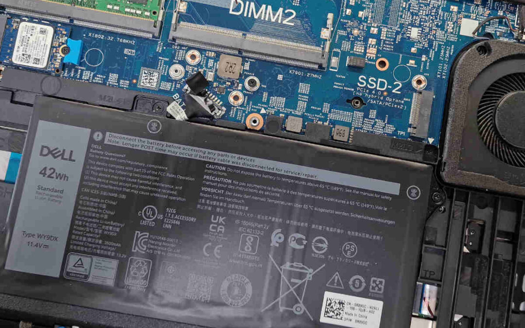 Uszkodzona bateria – jakie są objawy uszkodzonej baterii w laptopie?